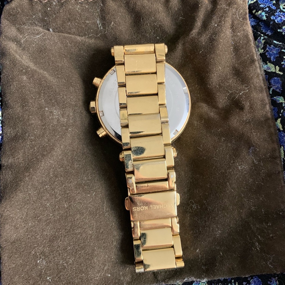 MICHAEL KORS
Parker Gold-Tone Watch - Picture 4 of 8